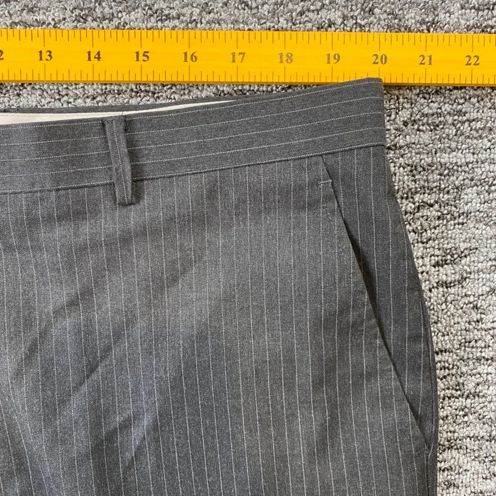 Renoir Mens 46 40 Charcoal Gray Pinstripe 2 Button Suit Super 120s 40x35
